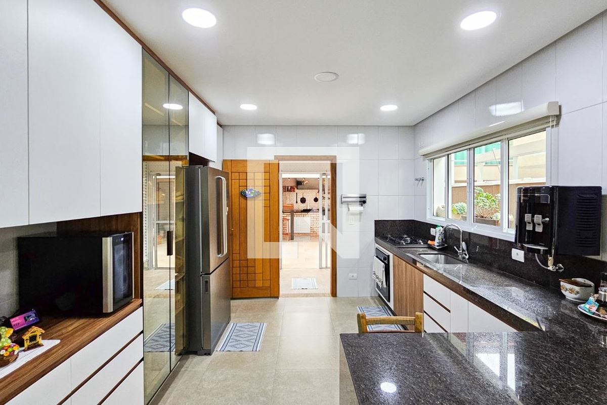 Casa, 4 quartos, 232 m² - Foto 39