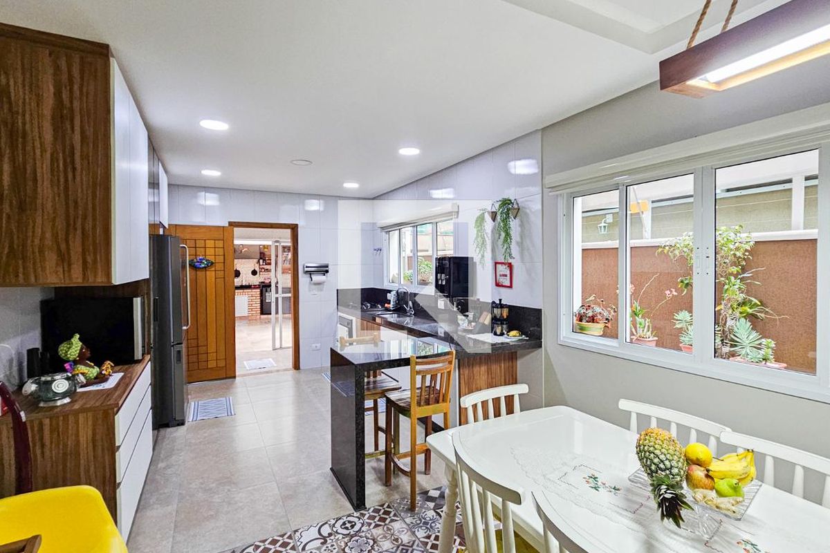 Casa, 4 quartos, 232 m² - Foto 38