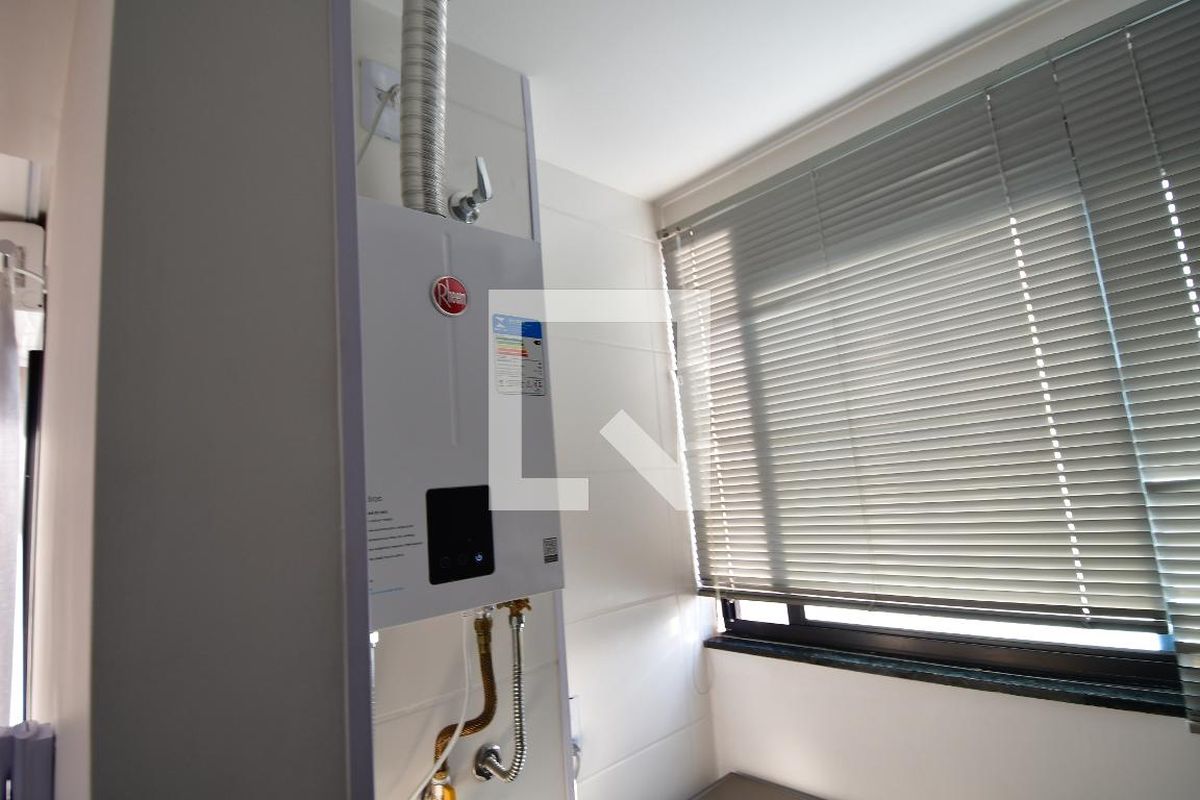 Apartamento à Venda - Bosque, 1 Quarto,  51 m2 em , Campinas - sp | SoloBR