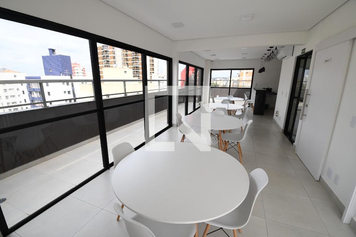 Apartamento à Venda - Bosque, 1 Quarto,  51 m2 em , Campinas - sp | SoloBR