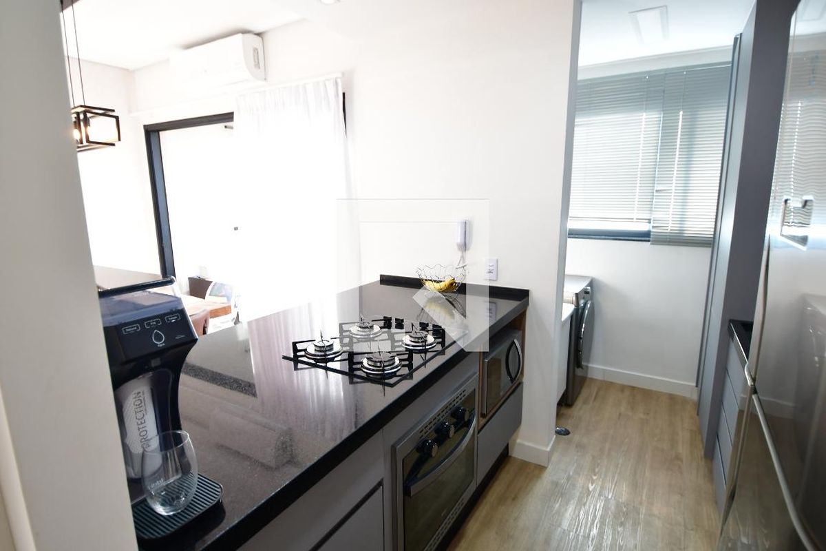 Apartamento à Venda - Bosque, 1 Quarto,  51 m2 em , Campinas - sp | SoloBR