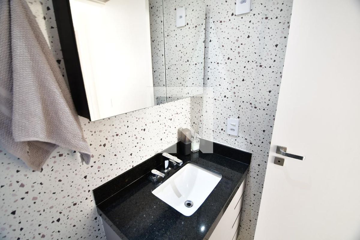 Apartamento à Venda - Bosque, 1 Quarto,  51 m2 em , Campinas - sp | SoloBR