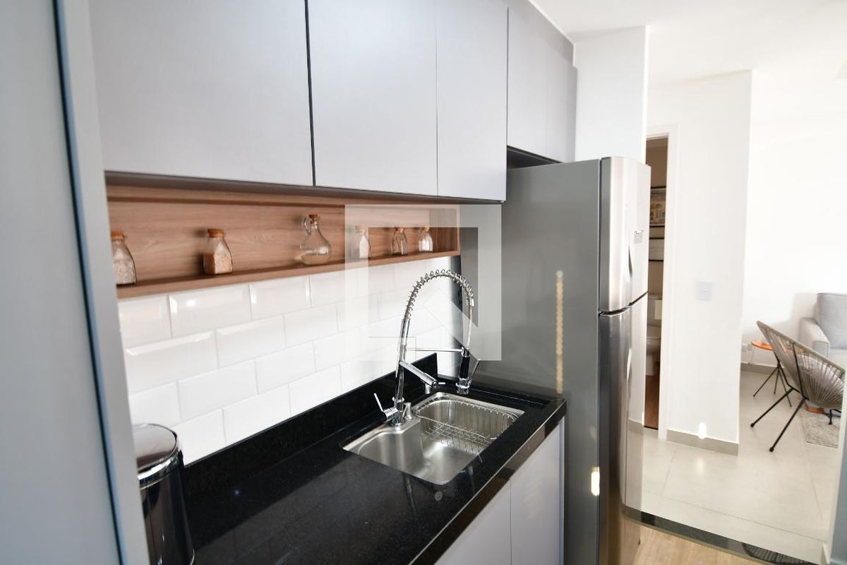 Apartamento à Venda - Bosque, 1 Quarto,  51 m2 em , Campinas - sp | SoloBR