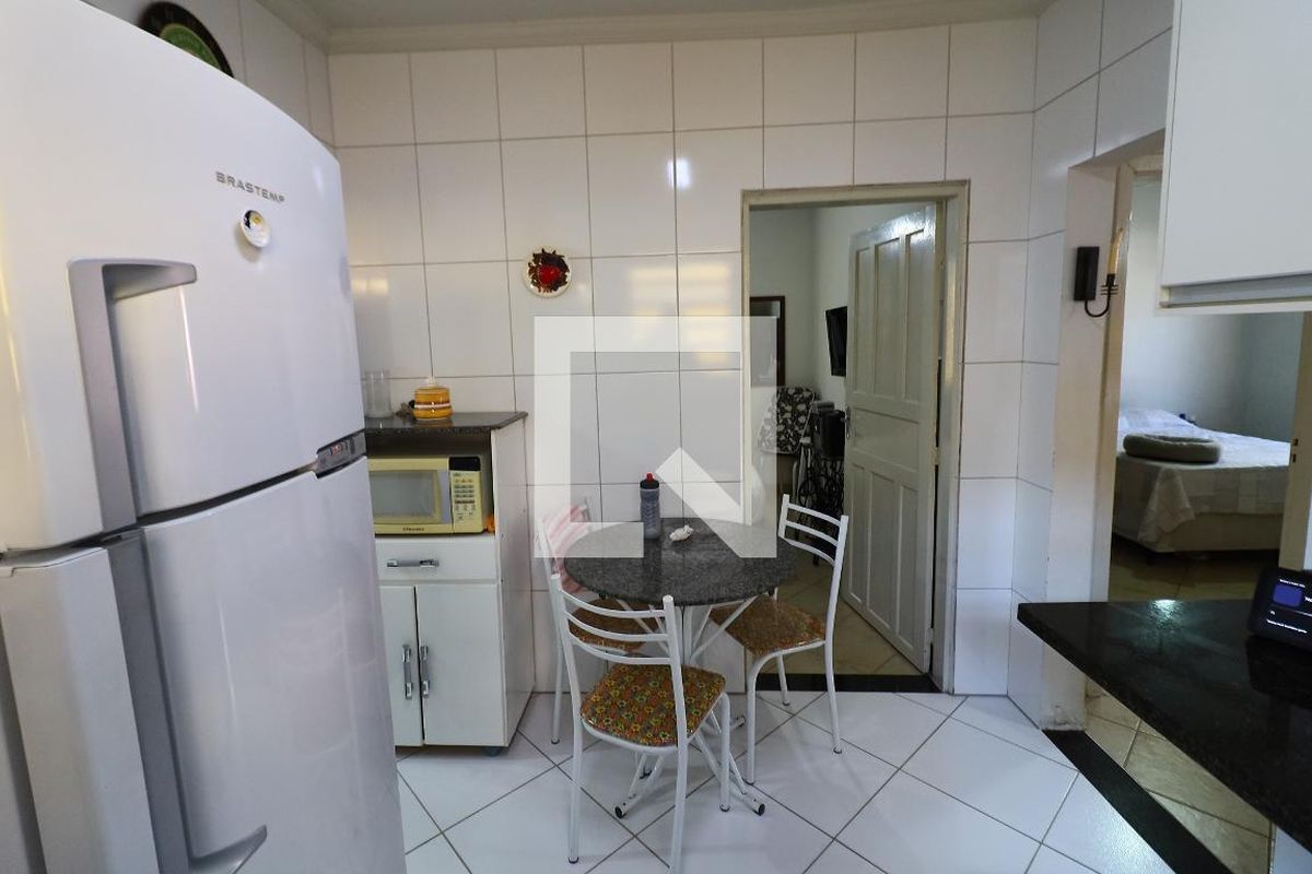 Casa, 5 quartos, 208 m² - Foto 41