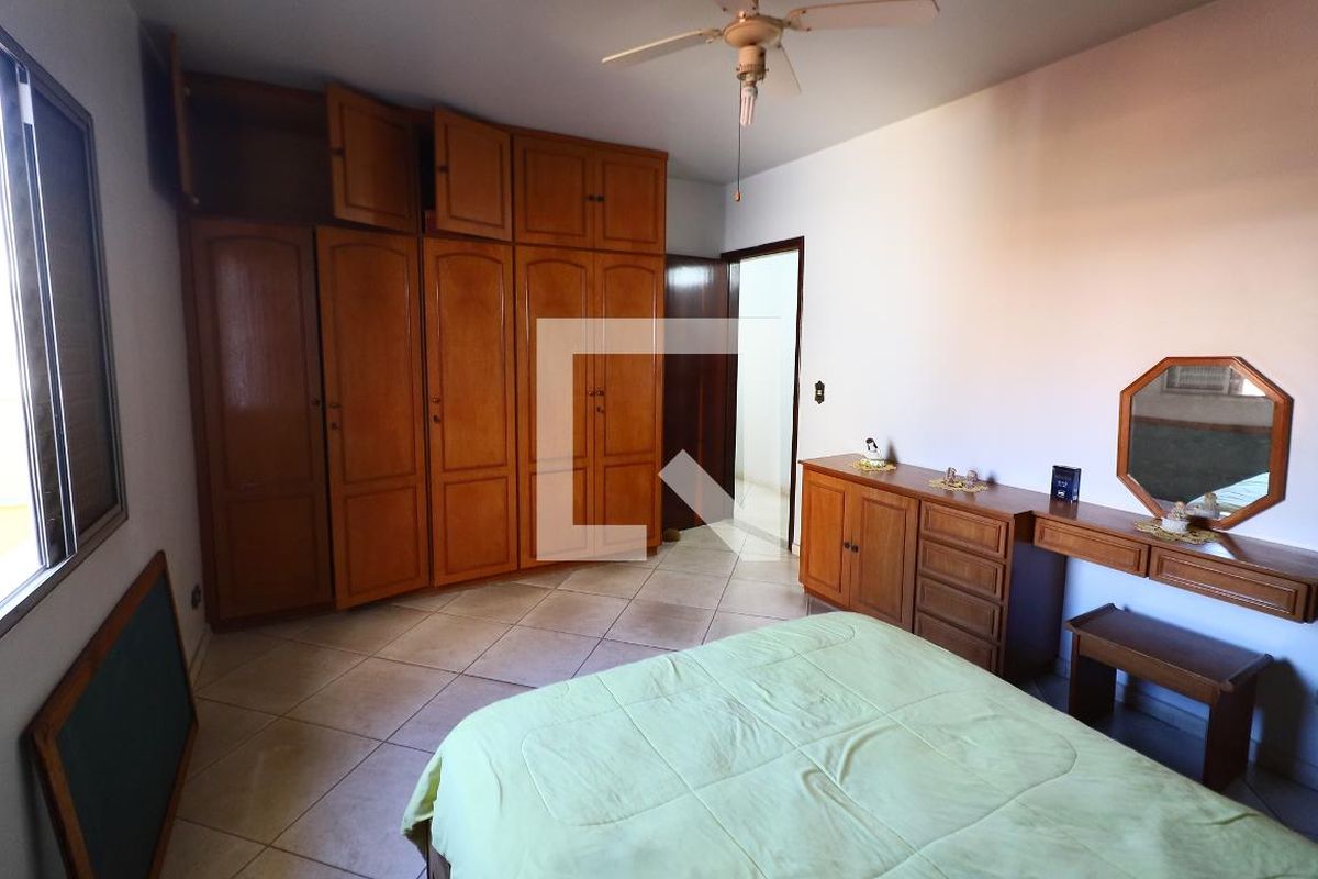 Casa, 5 quartos, 208 m² - Foto 13