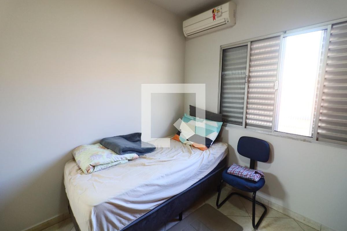 Casa, 5 quartos, 208 m² - Foto 9