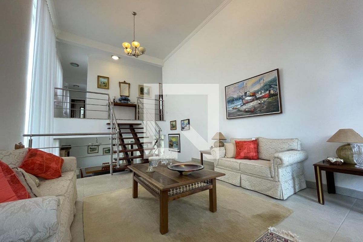 Casa à Venda - Lot. Alphaville Campinas, 4 Quartos,  340 m2 em , Campinas - sp | SoloBR