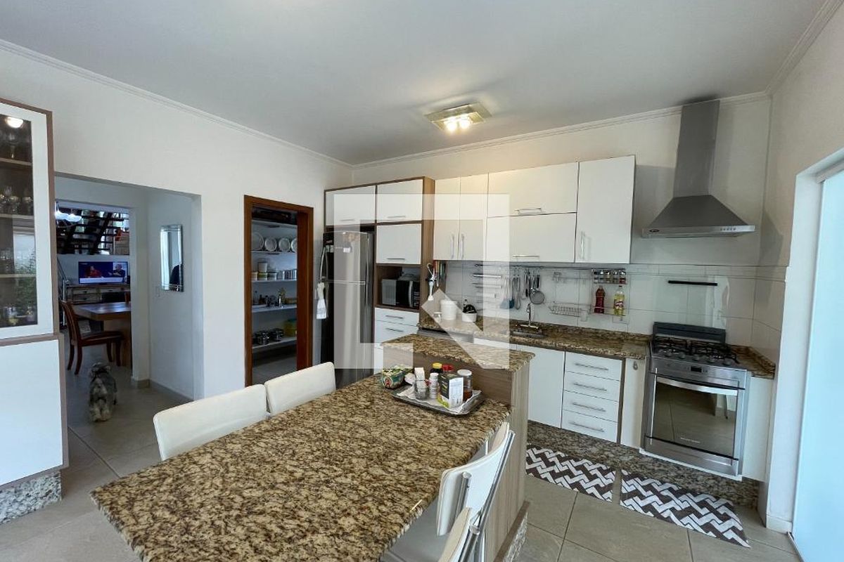 Casa à Venda - Lot. Alphaville Campinas, 4 Quartos,  340 m2 em , Campinas - sp | SoloBR