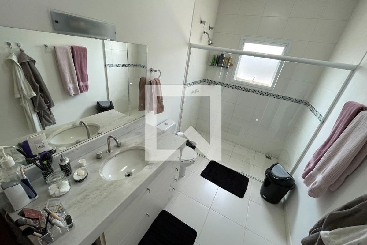 Casa à Venda - Lot. Alphaville Campinas, 4 Quartos,  340 m2 em , Campinas - sp | SoloBR
