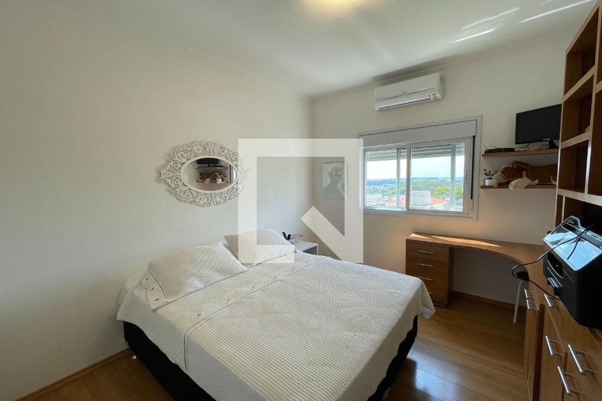 Casa à Venda - Lot. Alphaville Campinas, 4 Quartos,  340 m2 em , Campinas - sp | SoloBR
