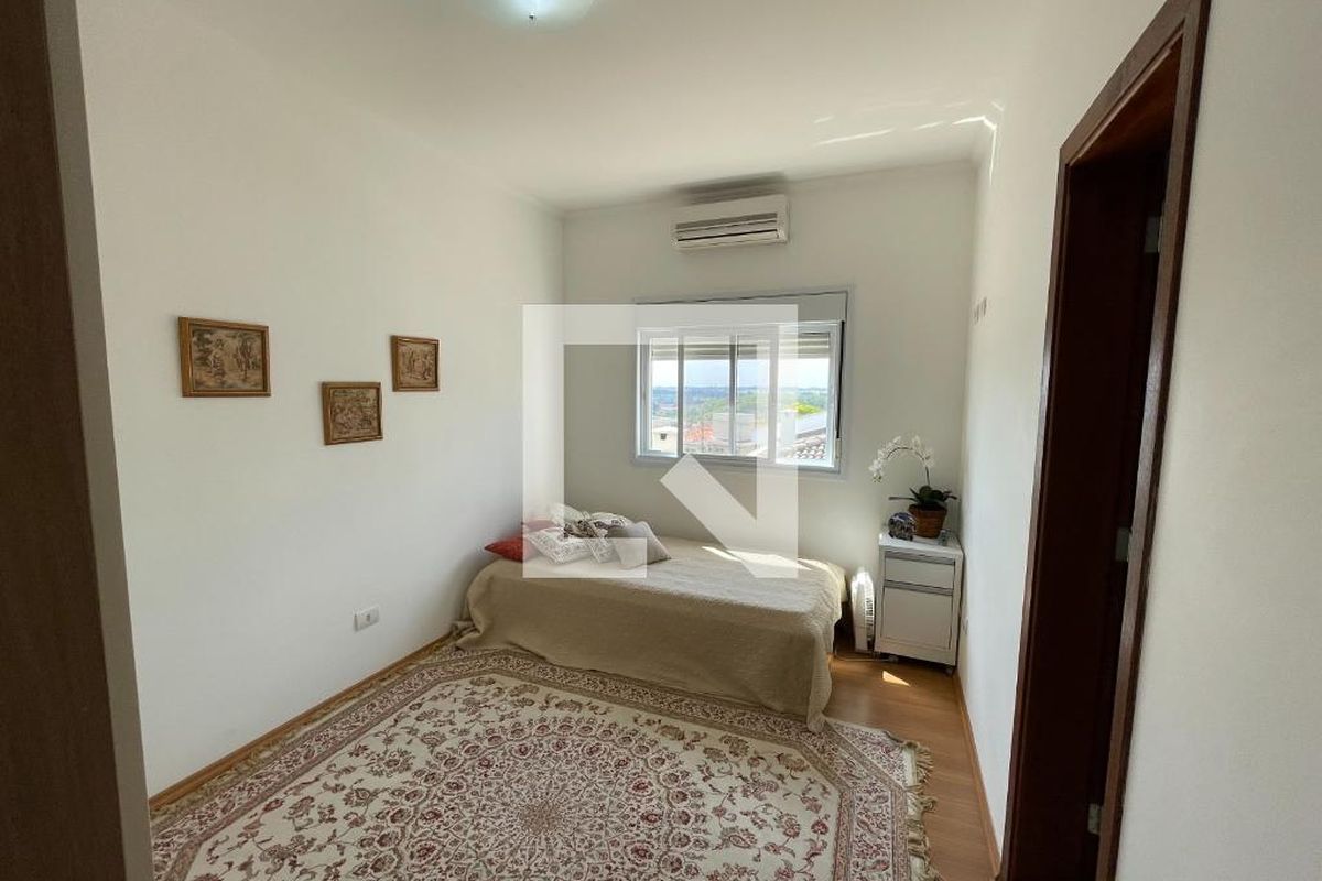 Casa à Venda - Lot. Alphaville Campinas, 4 Quartos,  340 m2 em , Campinas - sp | SoloBR