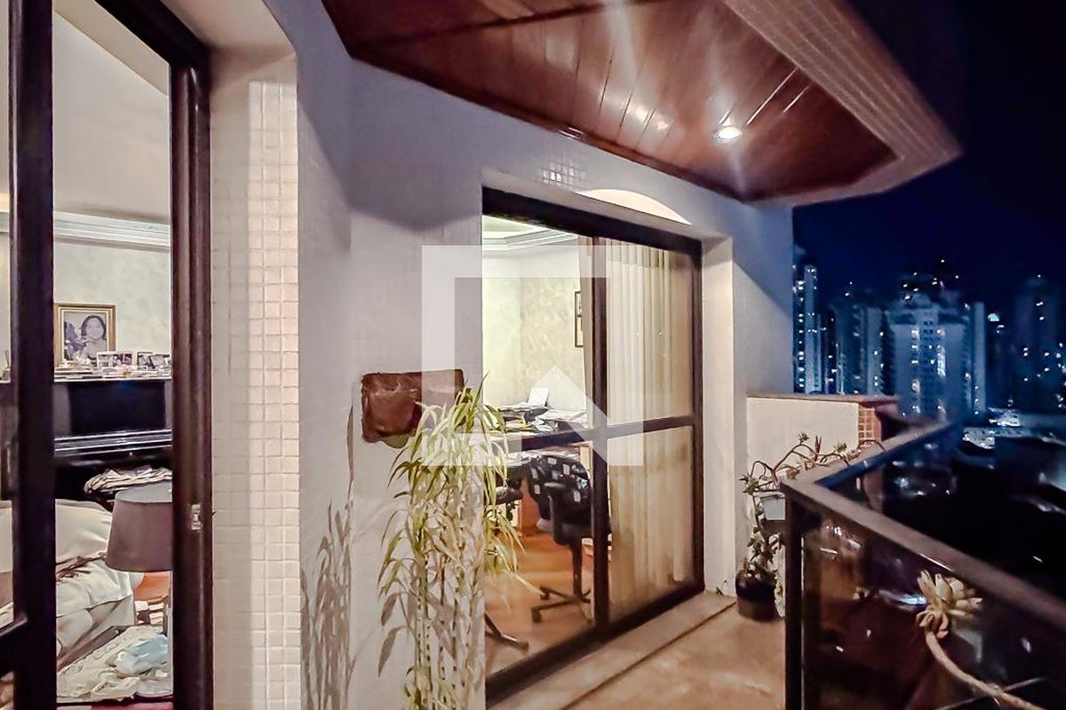 Apartamento, 3 quartos, 211 m² - Foto 6