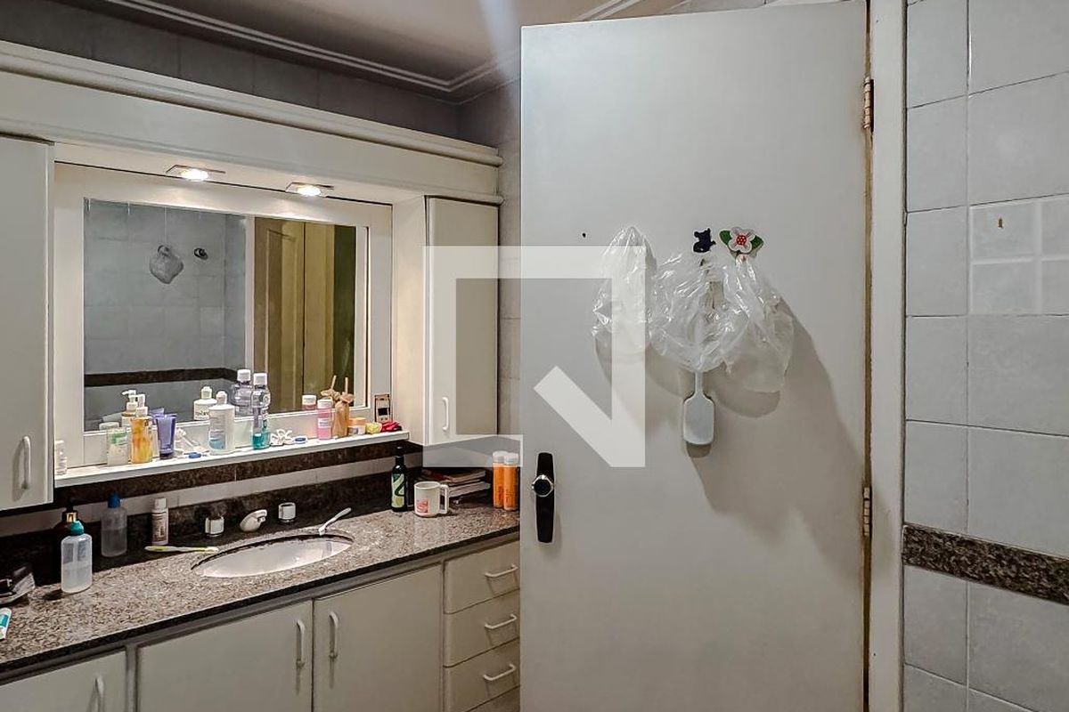 Apartamento, 3 quartos, 211 m² - Foto 35