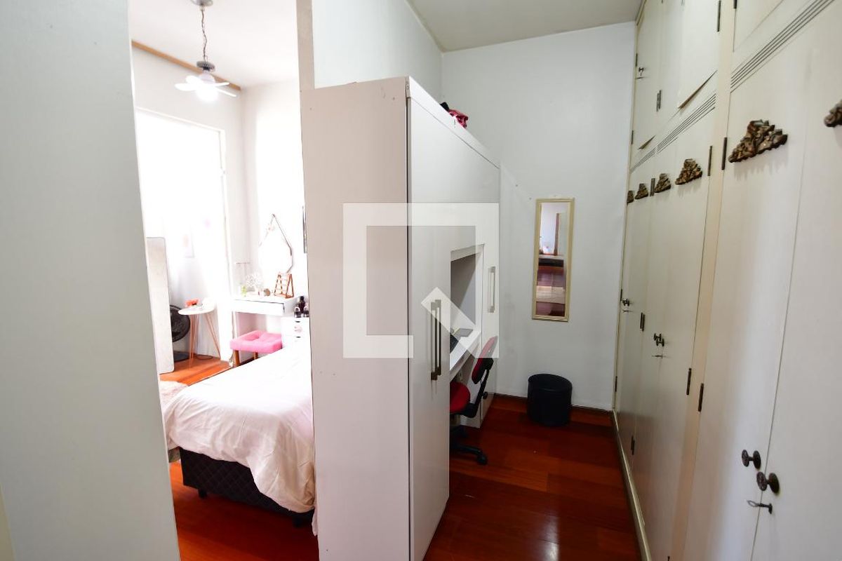 Apartamento à Venda - Centro, 4 Quartos,  140 m2 em , Campinas - sp | SoloBR