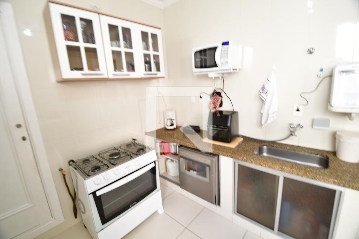 Apartamento à Venda - Centro, 4 Quartos,  140 m2 em , Campinas - sp | SoloBR