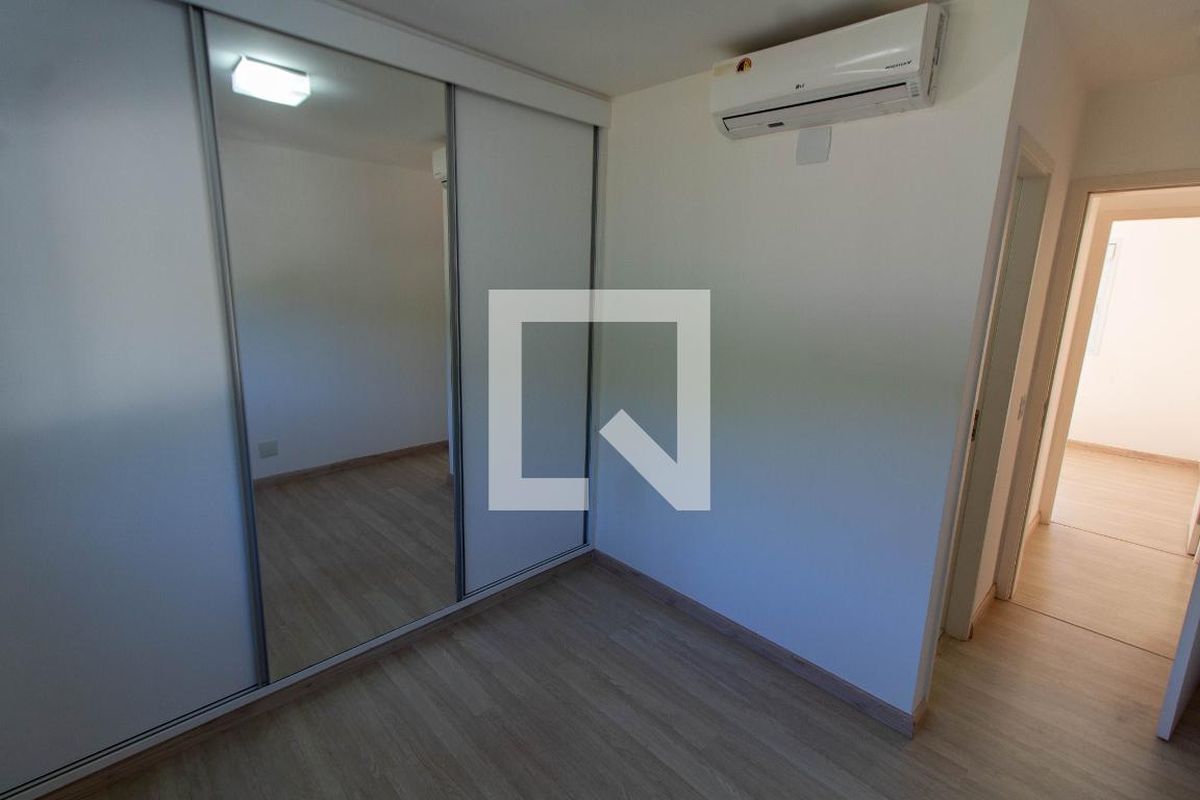 Casa à Venda - Mansões Santo Antônio, 4 Quartos,  181 m2 em , Campinas - sp | SoloBR