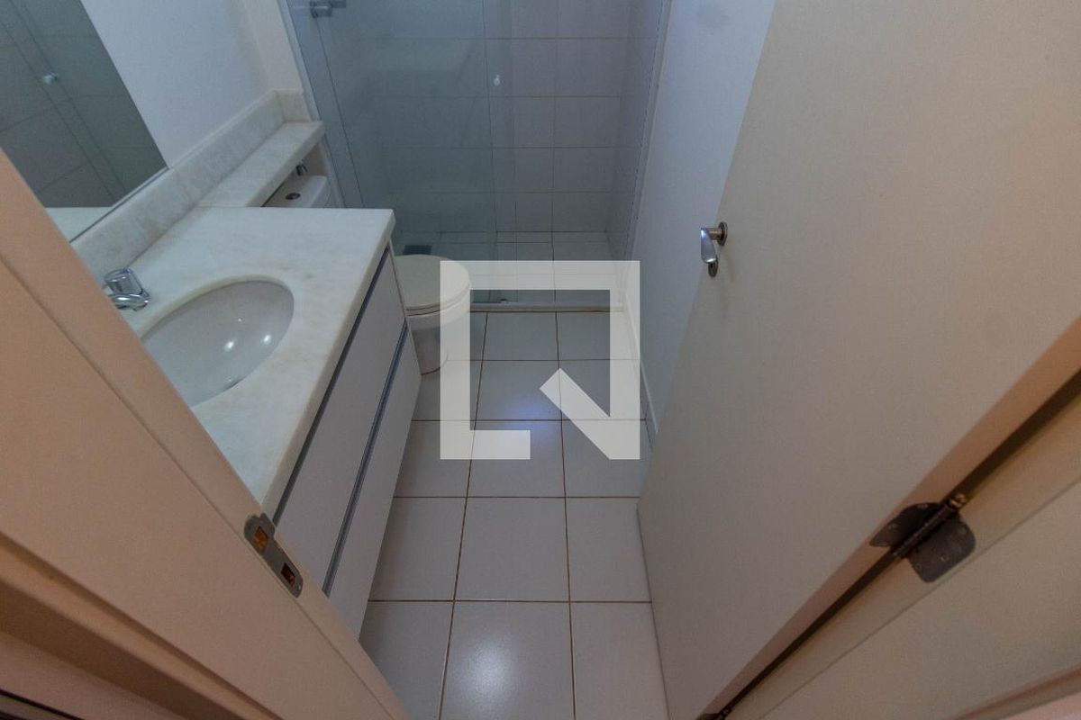Casa à Venda - Mansões Santo Antônio, 4 Quartos,  181 m2 em , Campinas - sp | SoloBR