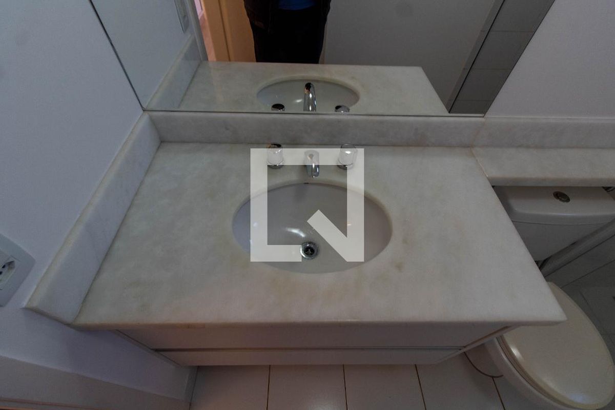 Casa à Venda - Mansões Santo Antônio, 4 Quartos,  181 m2 em , Campinas - sp | SoloBR