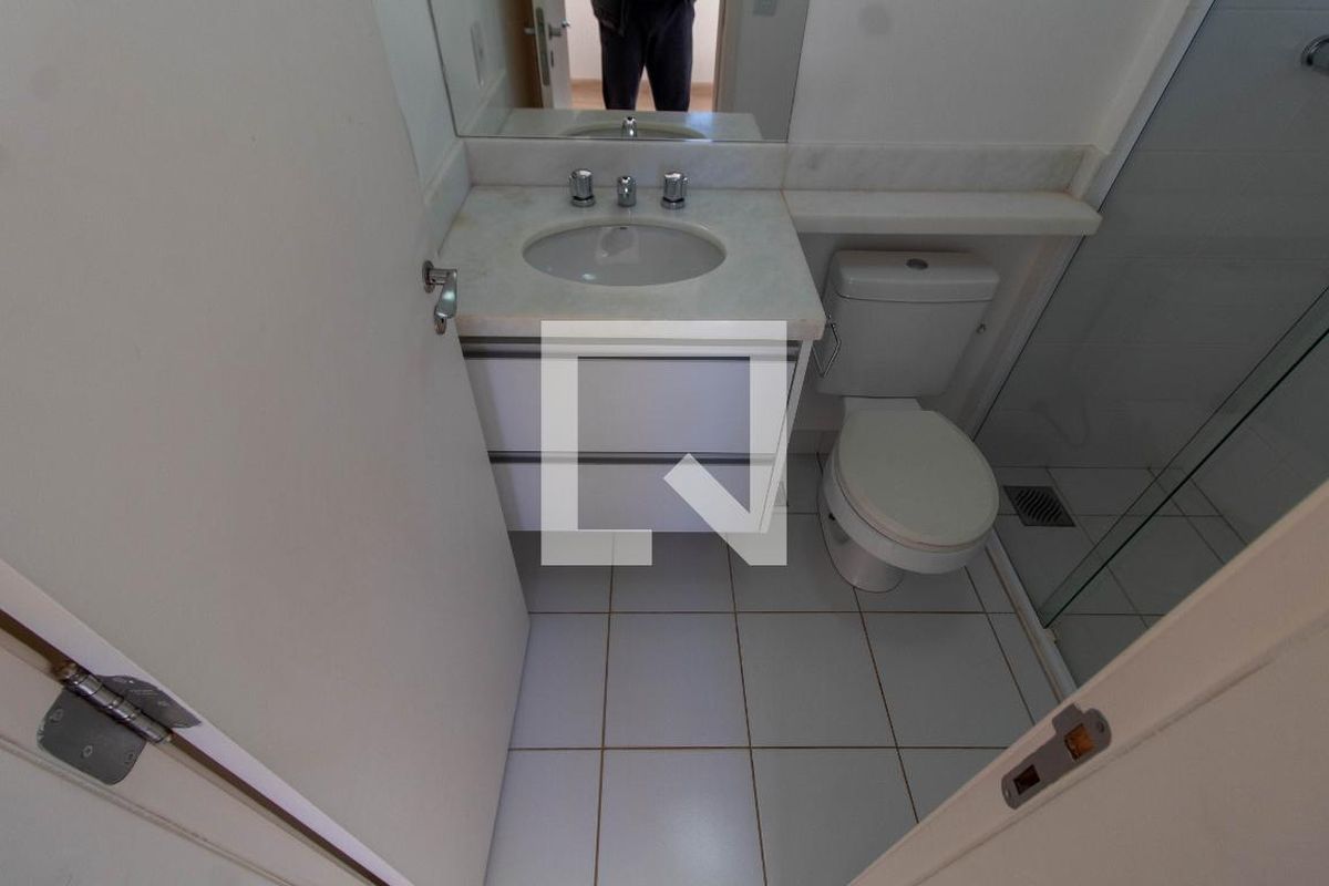 Casa à Venda - Mansões Santo Antônio, 4 Quartos,  181 m2 em , Campinas - sp | SoloBR