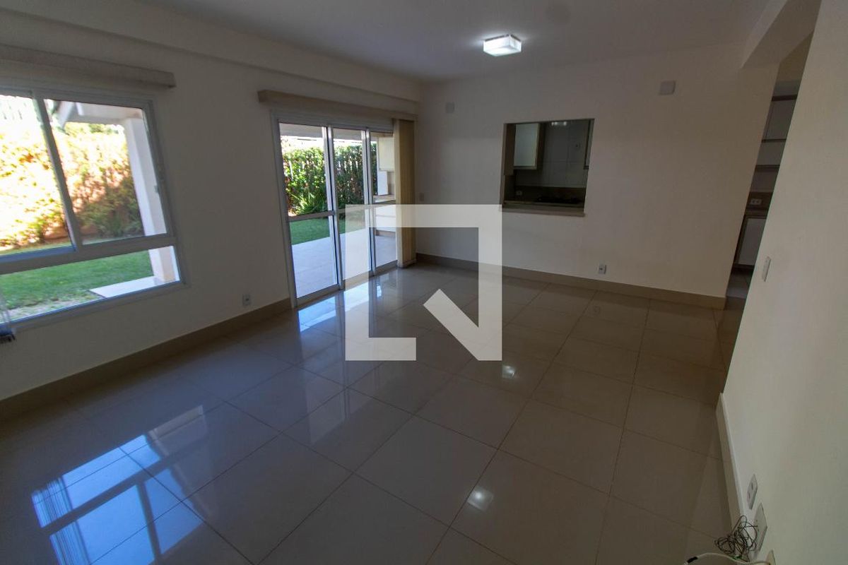 Casa à Venda - Mansões Santo Antônio, 4 Quartos,  181 m2 em , Campinas - sp | SoloBR
