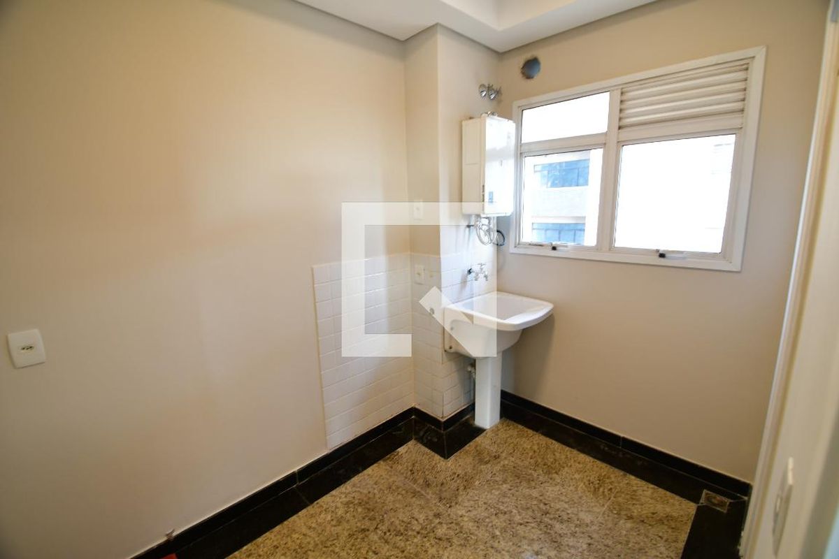 Apartamento à Venda - Jardim Chapadão, 3 Quartos,  184 m2 em , Campinas - sp | SoloBR