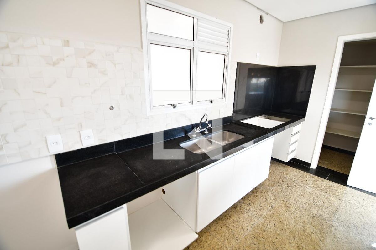 Apartamento à Venda - Jardim Chapadão, 3 Quartos,  184 m2 em , Campinas - sp | SoloBR
