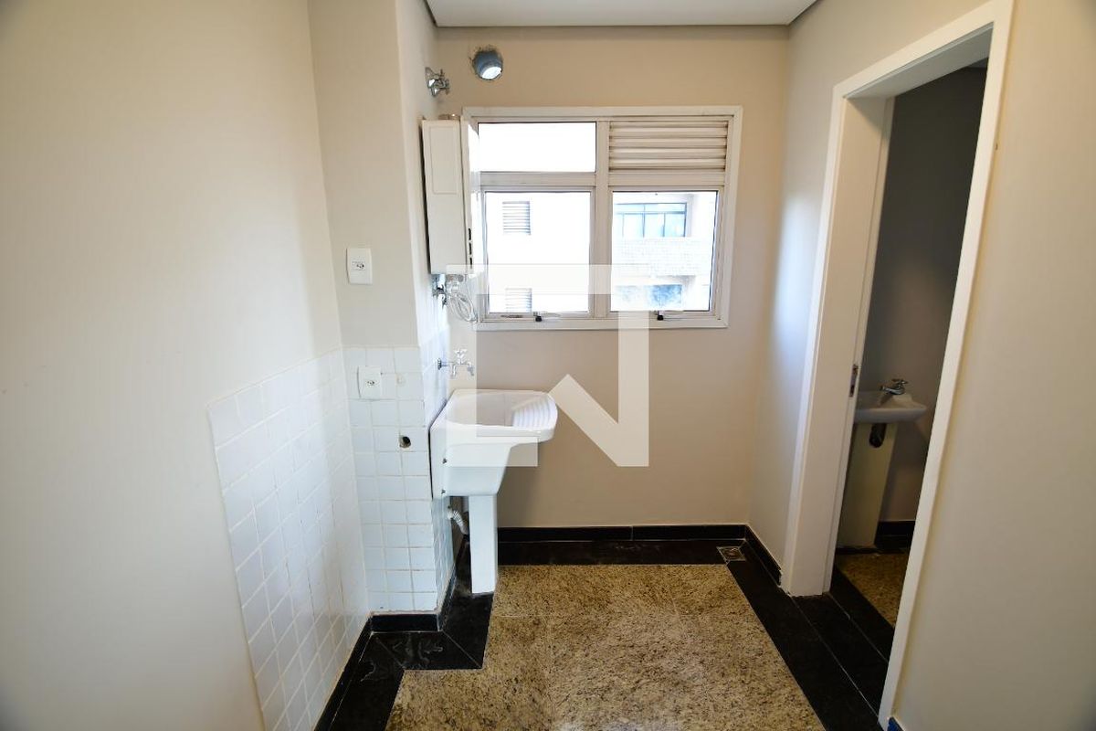 Apartamento à Venda - Jardim Chapadão, 3 Quartos,  184 m2 em , Campinas - sp | SoloBR