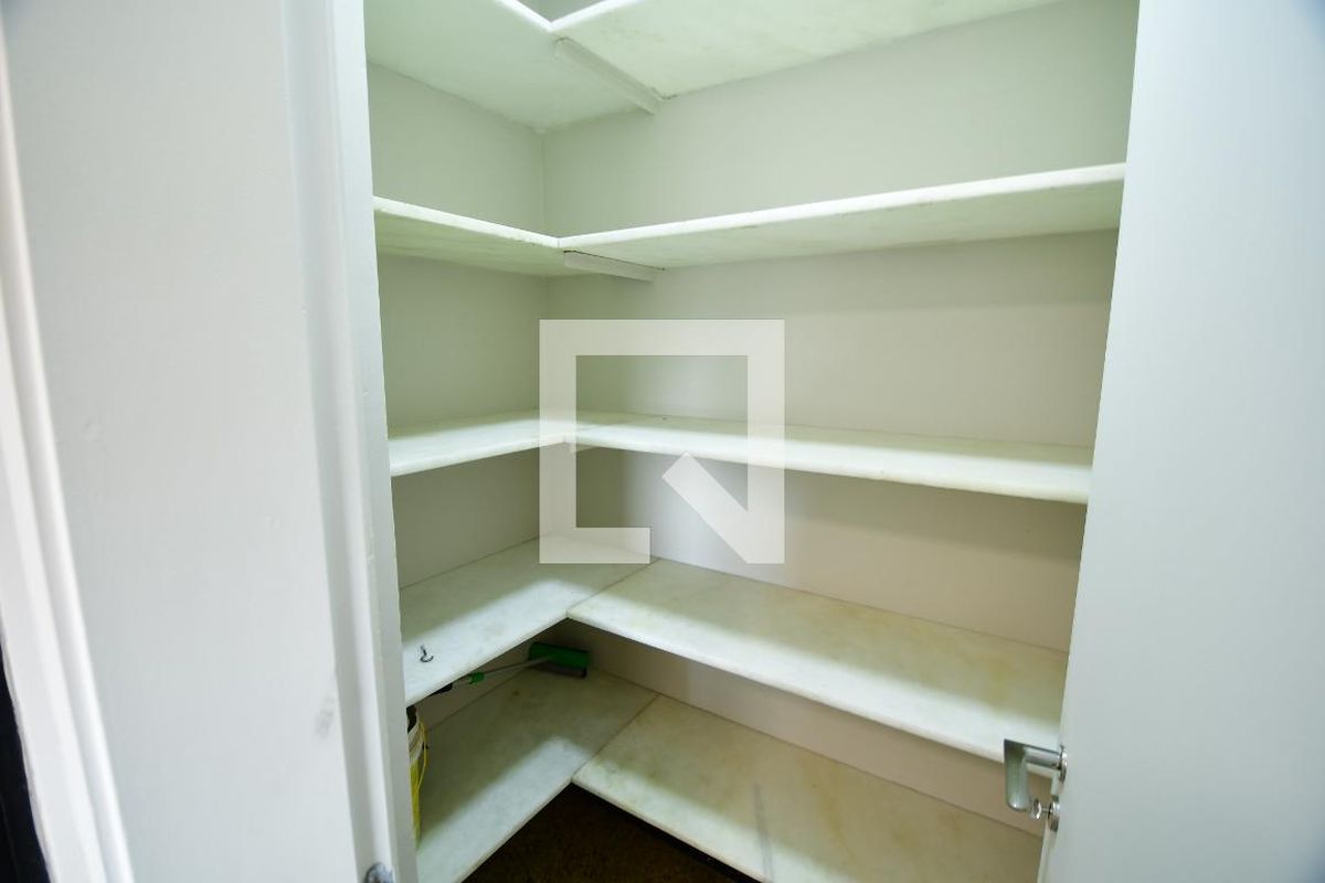 Apartamento à Venda - Jardim Chapadão, 3 Quartos,  184 m2 em , Campinas - sp | SoloBR