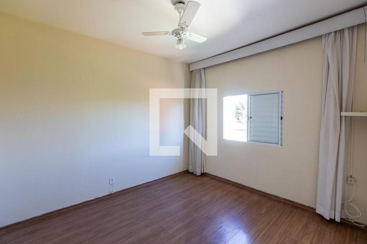 Casa à Venda - Jardim Planalto, 3 Quartos,  190 m2 em , Campinas - sp | SoloBR