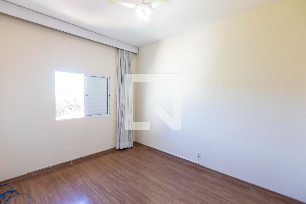 Casa à Venda - Jardim Planalto, 3 Quartos,  190 m2 em , Campinas - sp | SoloBR