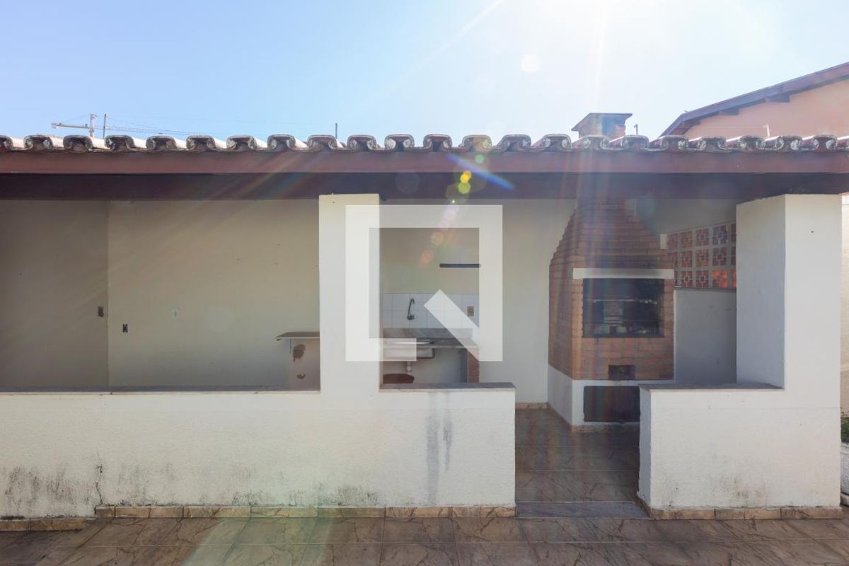 Casa à Venda - Jardim Planalto, 3 Quartos,  190 m2 em , Campinas - sp | SoloBR