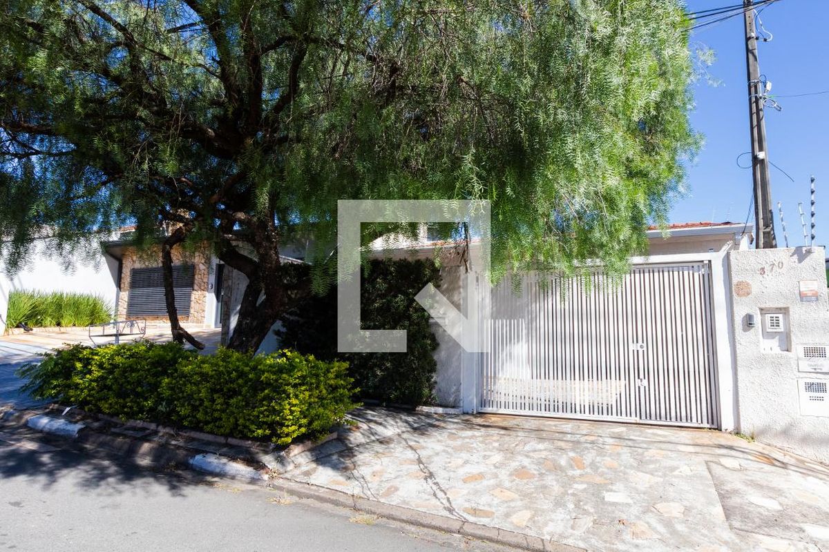 Casa à Venda - Jardim Planalto, 3 Quartos,  190 m2 em , Campinas - sp | SoloBR