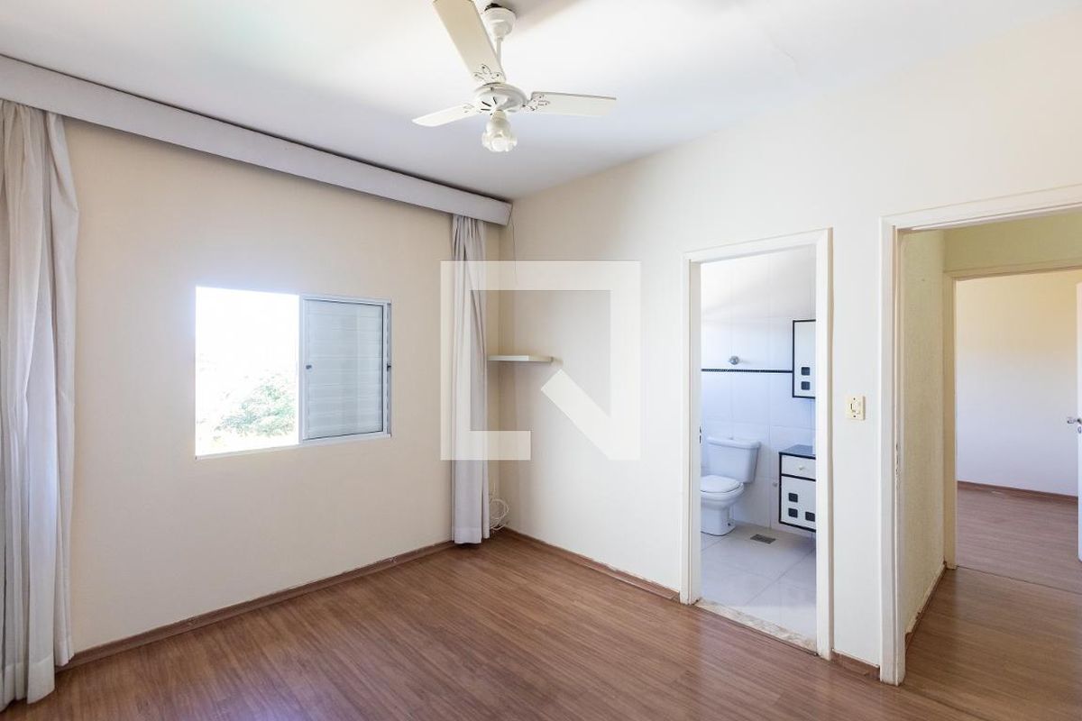 Casa à Venda - Jardim Planalto, 3 Quartos,  190 m2 em , Campinas - sp | SoloBR