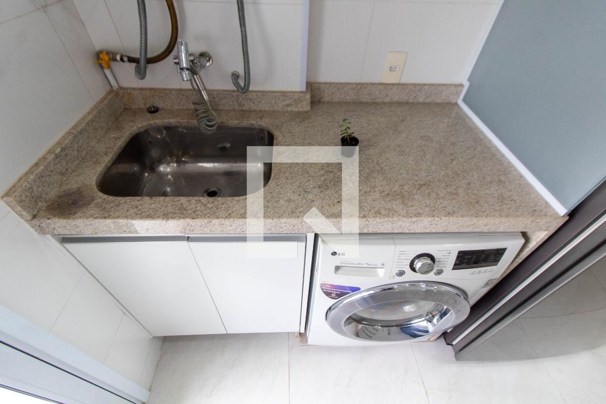 Apartamento à Venda - Mansões Santo Antônio, 2 Quartos,  57 m2 em , Campinas - sp | SoloBR
