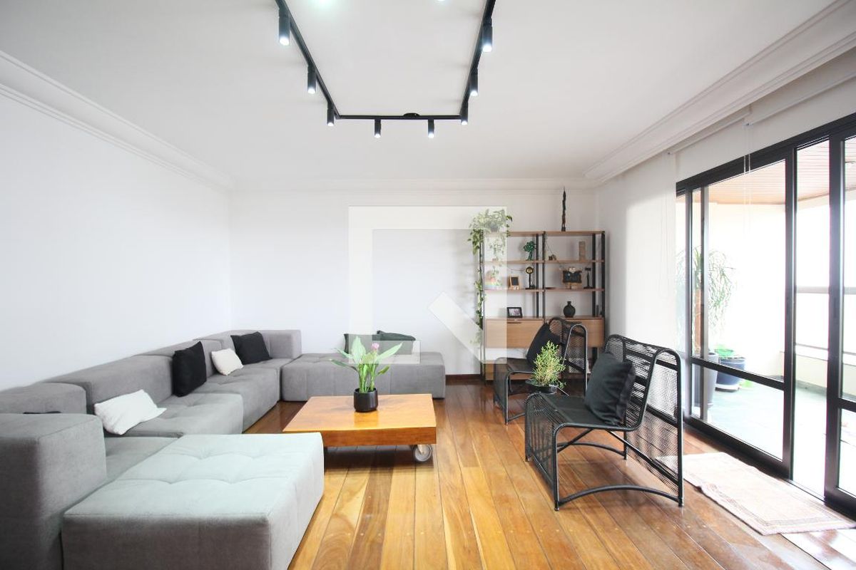 Apartamento, 3 quartos, 180 m² - Foto 1