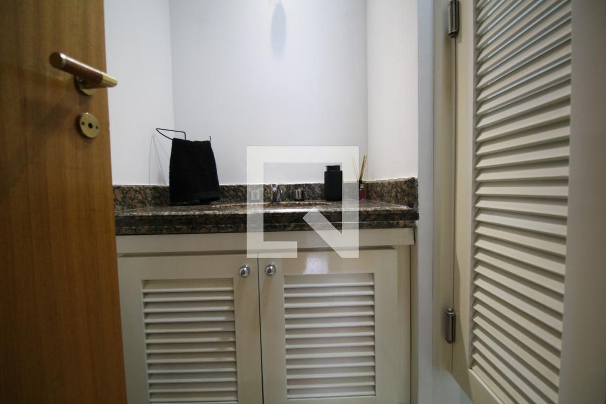Apartamento, 3 quartos, 180 m² - Foto 32