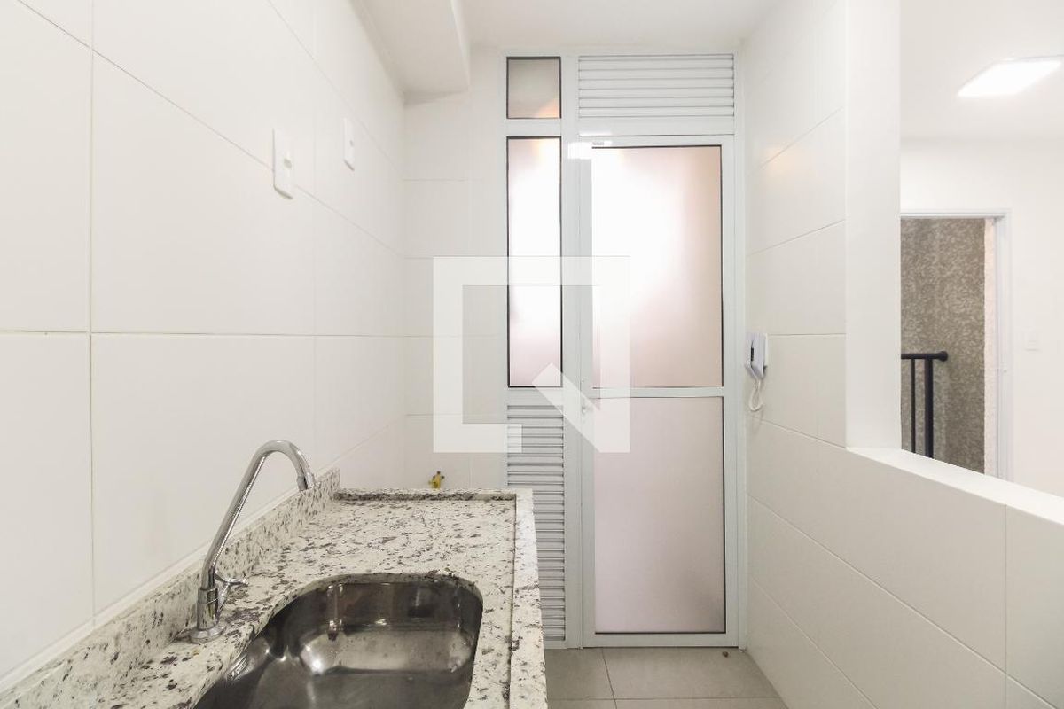 Apartamento, 2 quartos, 46 m² - Foto 13