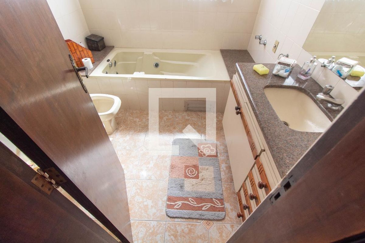 Casa à Venda - Vila Brandina, 4 Quartos,  483 m2 em , Campinas - sp | SoloBR