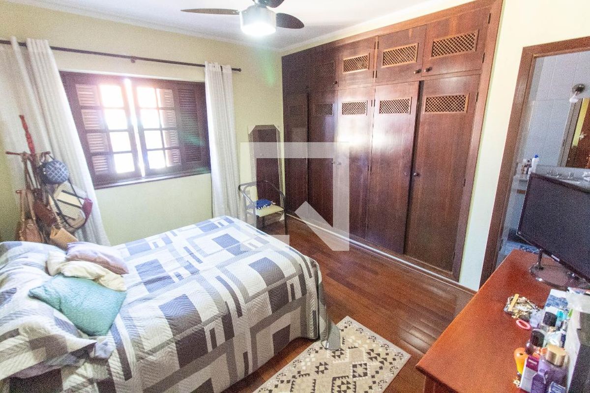 Casa à Venda - Vila Brandina, 4 Quartos,  483 m2 em , Campinas - sp | SoloBR