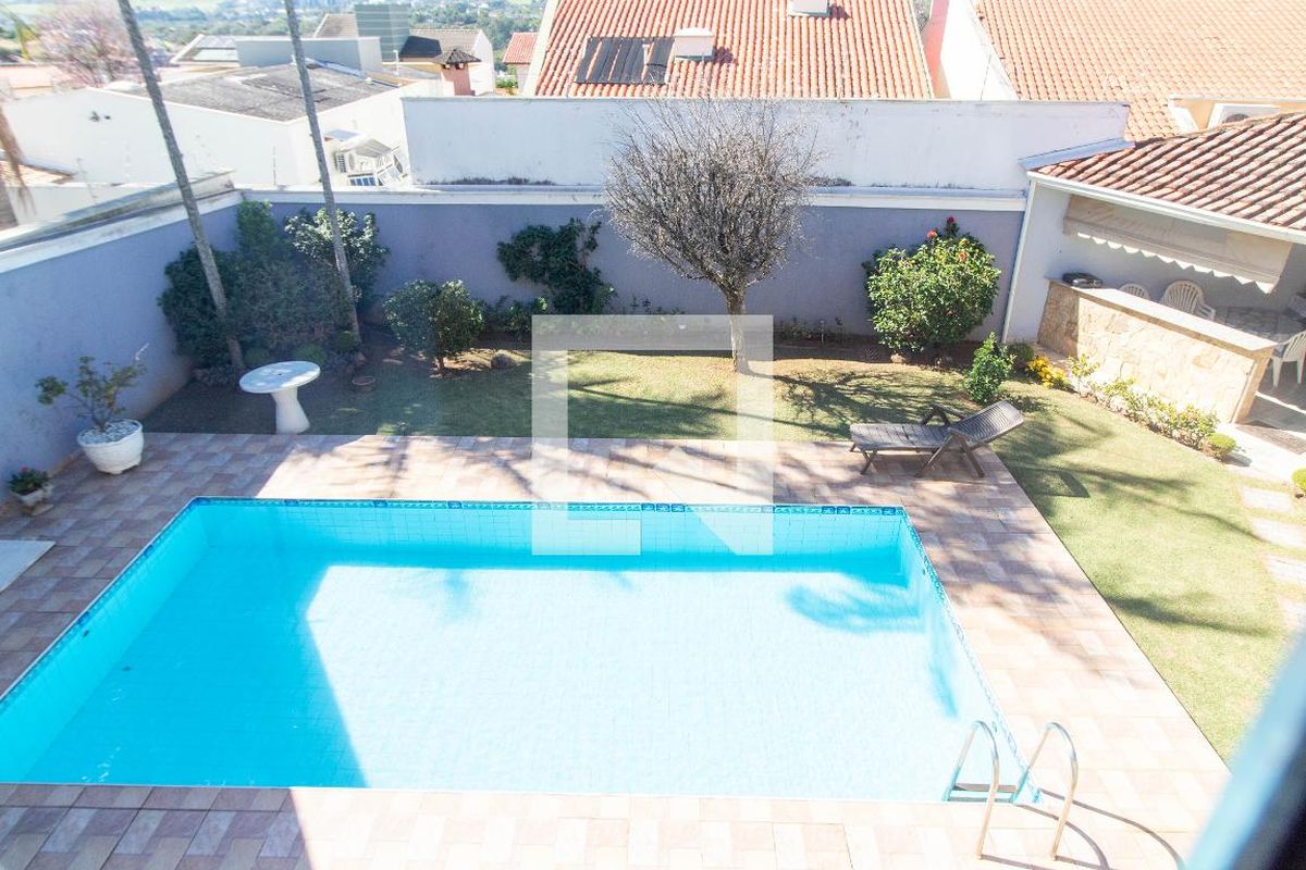 Casa à Venda - Vila Brandina, 4 Quartos,  483 m2 em , Campinas - sp | SoloBR