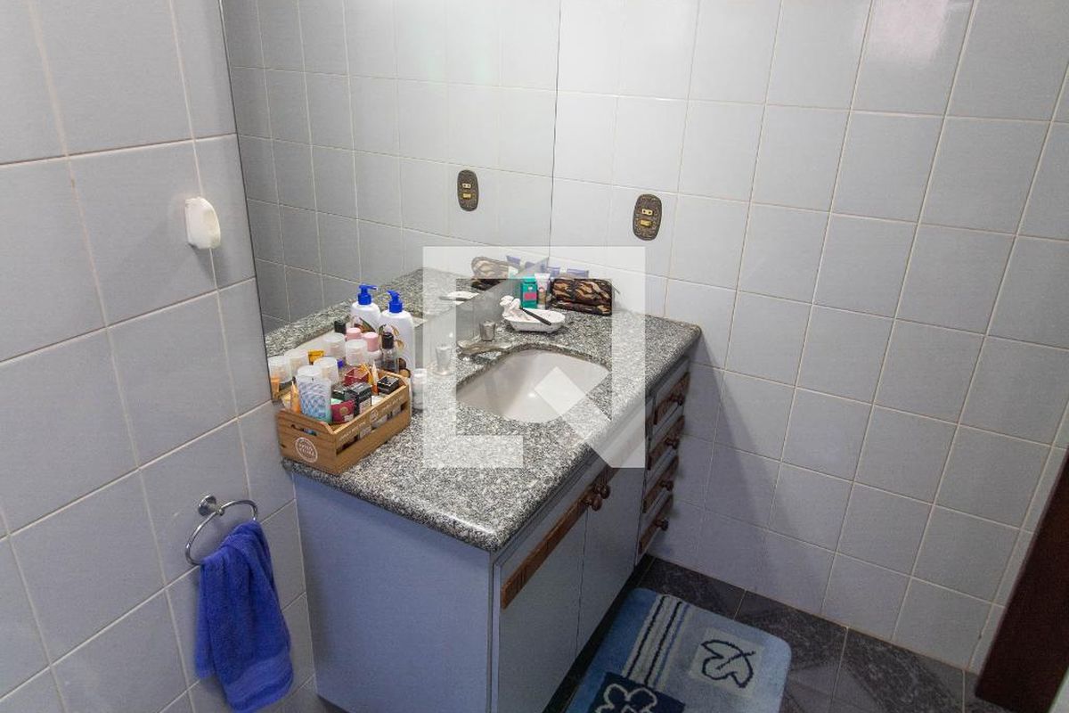 Casa à Venda - Vila Brandina, 4 Quartos,  483 m2 em , Campinas - sp | SoloBR