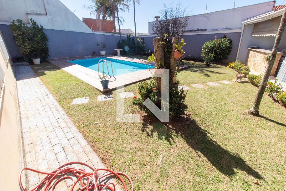 Casa à Venda - Vila Brandina, 4 Quartos,  483 m2 em , Campinas - sp | SoloBR