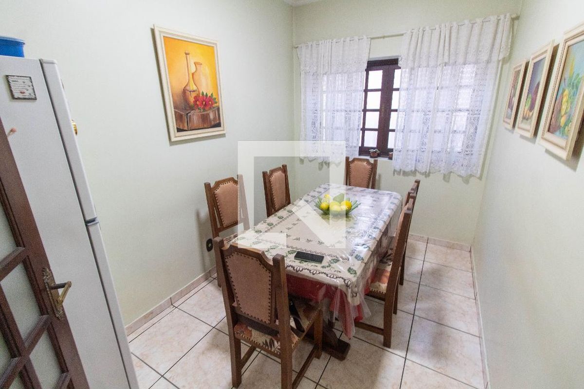 Casa à Venda - Vila Brandina, 4 Quartos,  483 m2 em , Campinas - sp | SoloBR