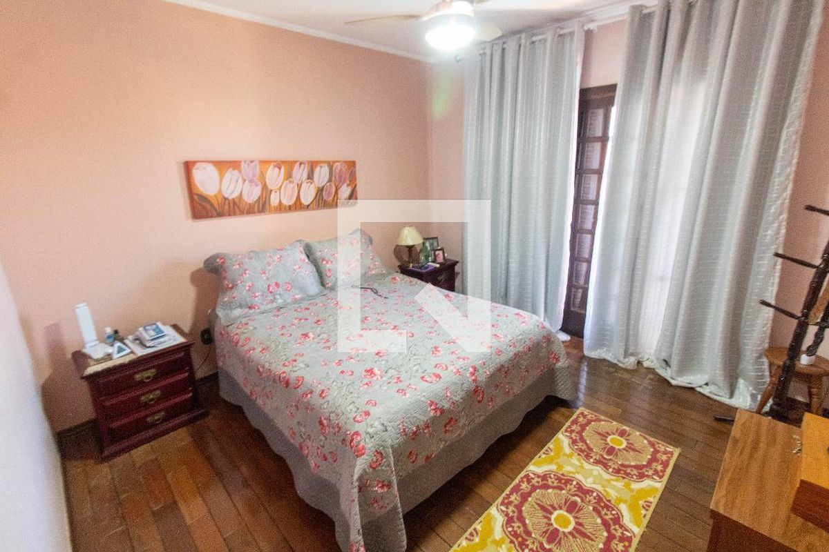 Casa à Venda - Vila Brandina, 4 Quartos,  483 m2 em , Campinas - sp | SoloBR