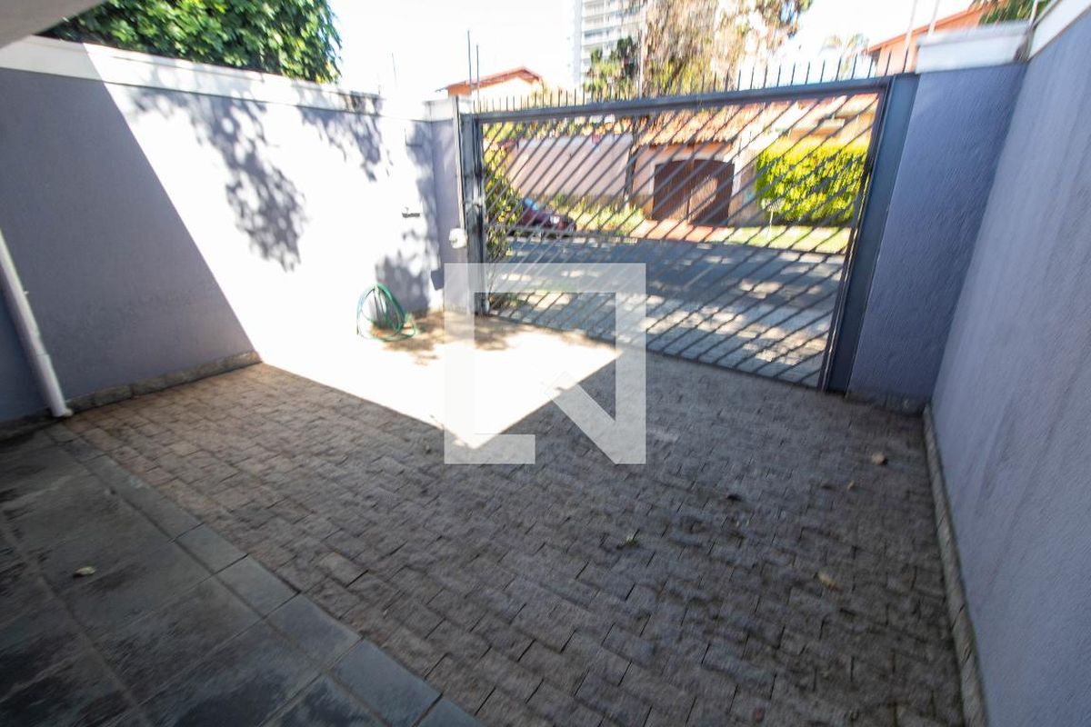 Casa à Venda - Vila Brandina, 4 Quartos,  483 m2 em , Campinas - sp | SoloBR