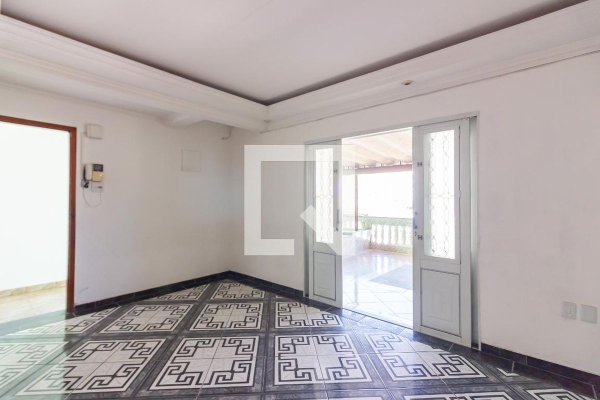 Casa, 3 quartos, 180 m² - Foto 4