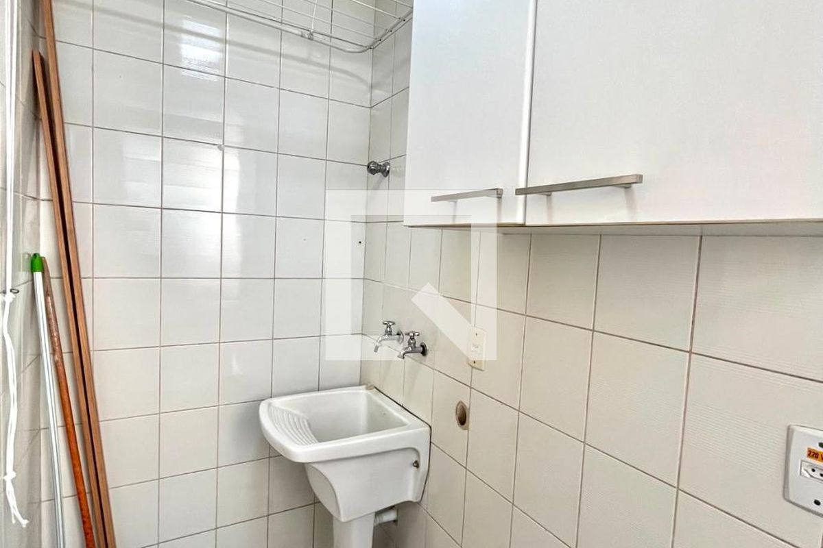 Apartamento à Venda - Bosque, 1 Quarto,  57 m2 em , Campinas - sp | SoloBR