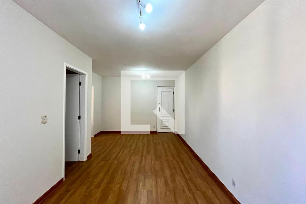 Apartamento à Venda - Bosque, 1 Quarto,  57 m2 em , Campinas - sp | SoloBR