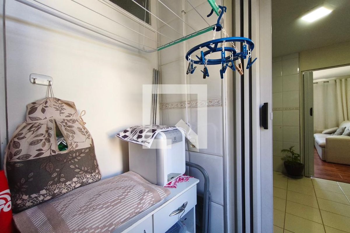 Apartamento à Venda - Jardim do Lago, 3 Quartos,  80 m2 em , Campinas - sp | SoloBR