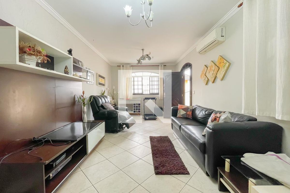 Casa, 3 quartos, 250 m² - Foto 3